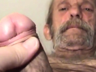 hairy dirty straight worker shows hisuncut big cock