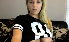 Hottest Nipples of a 19yo Teen on Webcam