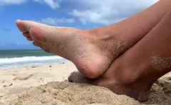 Crazy foot fetish in public