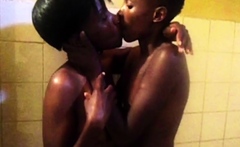 Nasty Kenyan Girls Pussy Rubbing In the Shower